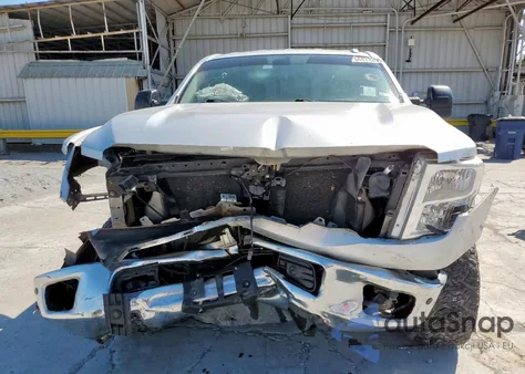 2018 Nissan Titan Xd Sl z USA, uszkodzony, nr VIN 1N6BA1F42JN523415